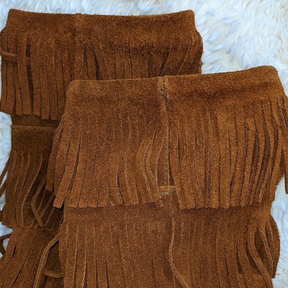 Minnetonka Tall Fringed Brown Suede Moccasin Boot - Picture 4 of 11